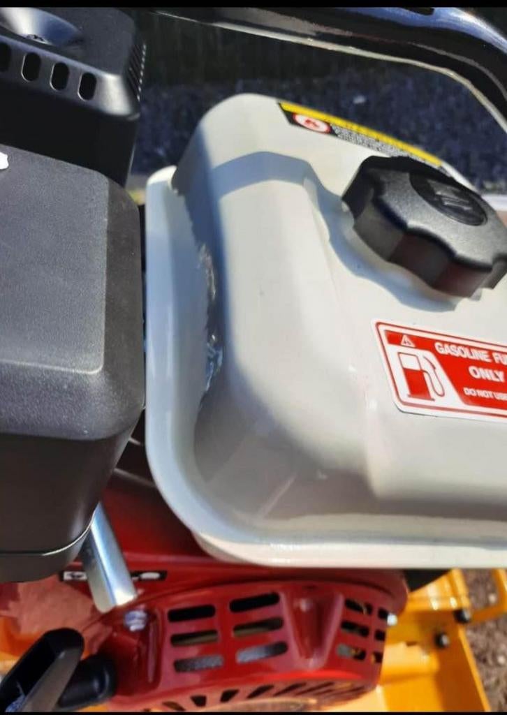 Nieuwe modellen benzine trilplaat met mat, Ophalen of Verzenden, Nieuw