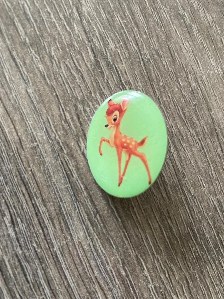 Disney pin Carrefour Bambi nr 25, Verzamelen, Ophalen of Verzenden, Zo goed als nieuw, Speldje of Pin