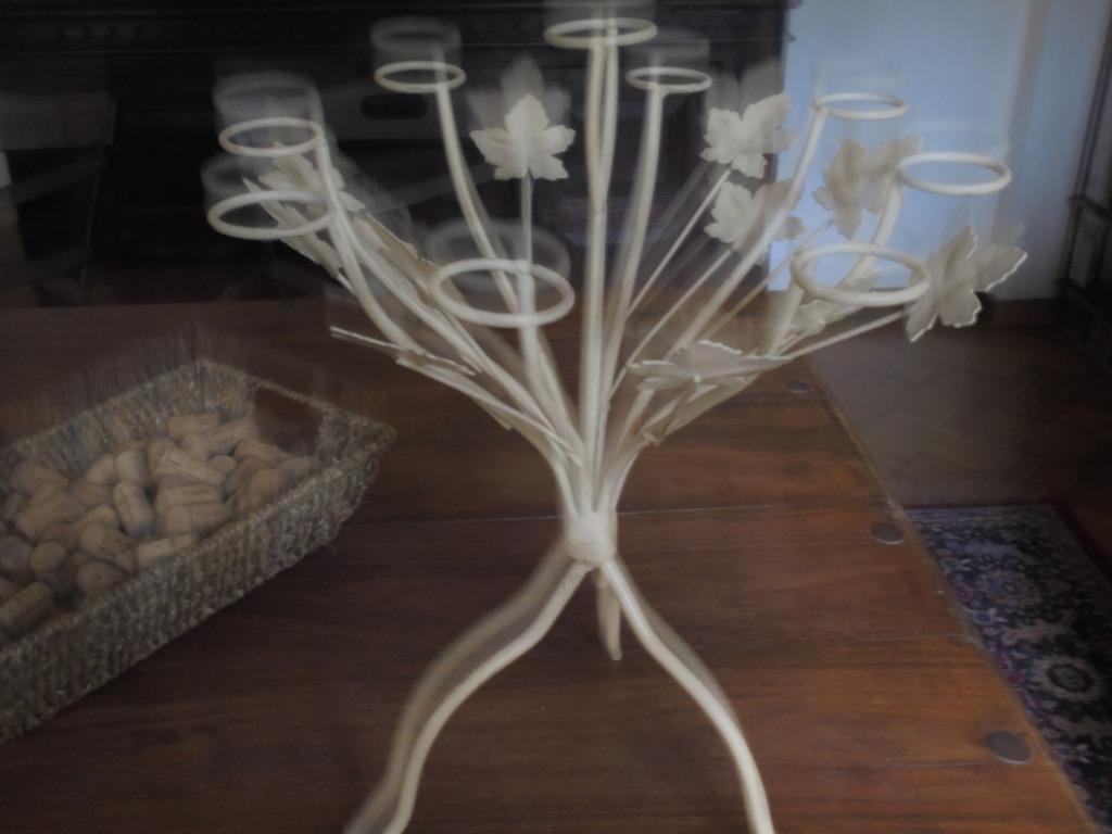 Belle garniture en fer forgé, Enlèvement