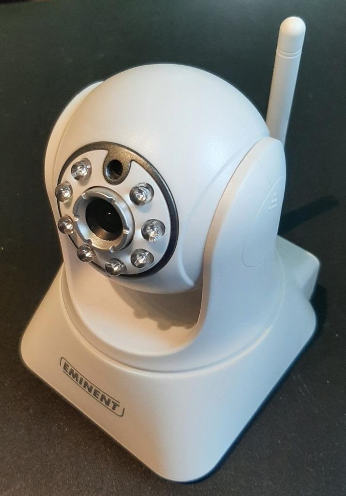 4 stuks pan/tilt HD IP binnen camera Eminent EM6225, Enlèvement, Comme neuf, Caméra d'intérieur