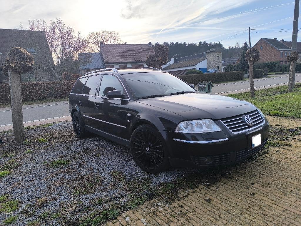 Volkswagen Passat 4.0i W8 4Motion (4x4) - Benzine + LPG, Cuir, 2 places, Noir, 5 portes