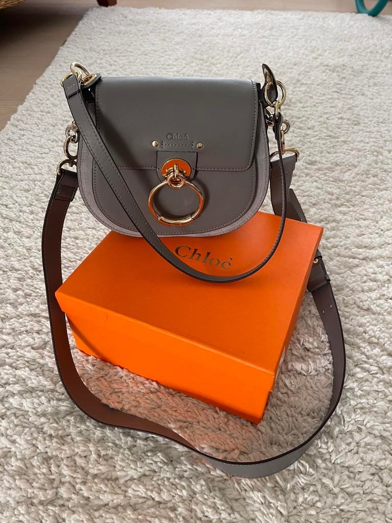 sac à bandoulière Chlo, Bijoux, Sacs & Beauté, Sacs | Sacs Femme, Enlèvement ou Envoi, Comme neuf, Gris, Sac à bandoulière