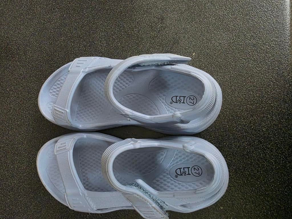 watersandalen maat 27, Enlèvement, Comme neuf