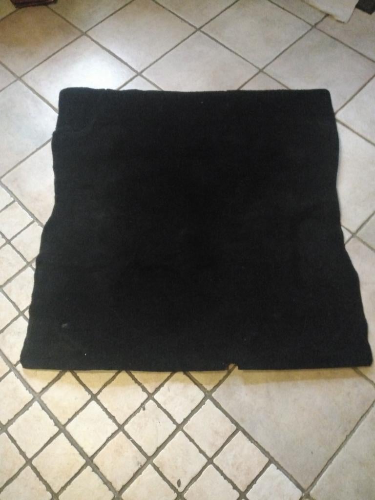 A vendre, pour Golf 2 et Jetta, tapis de coffre, Autos : Pièces & Accessoires, Habitacle & Garnissage, Volkswagen, Utilisé, Enlèvement ou Envoi
