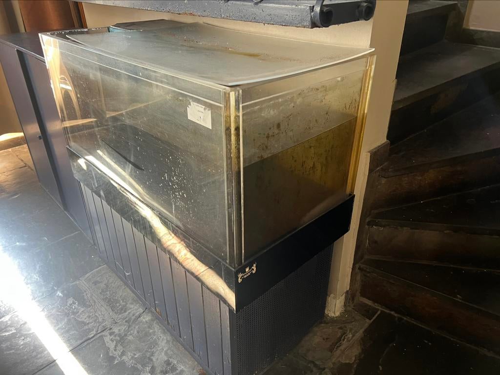 Kreeften of oesterbak, Ophalen, Zo goed als nieuw