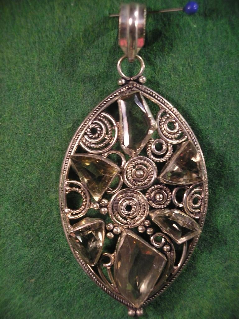 PENDENTIF EN ARGENT POINCON 925+PIERRES(CITRINES?), Enlèvement ou Envoi, Autres représentations, Utilisé, Argent