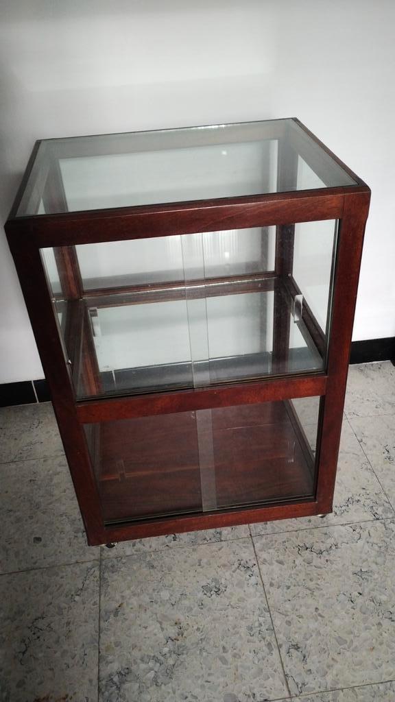 glazen vitrine kastje kast hout glazen schuifdeurtjes, Ophalen