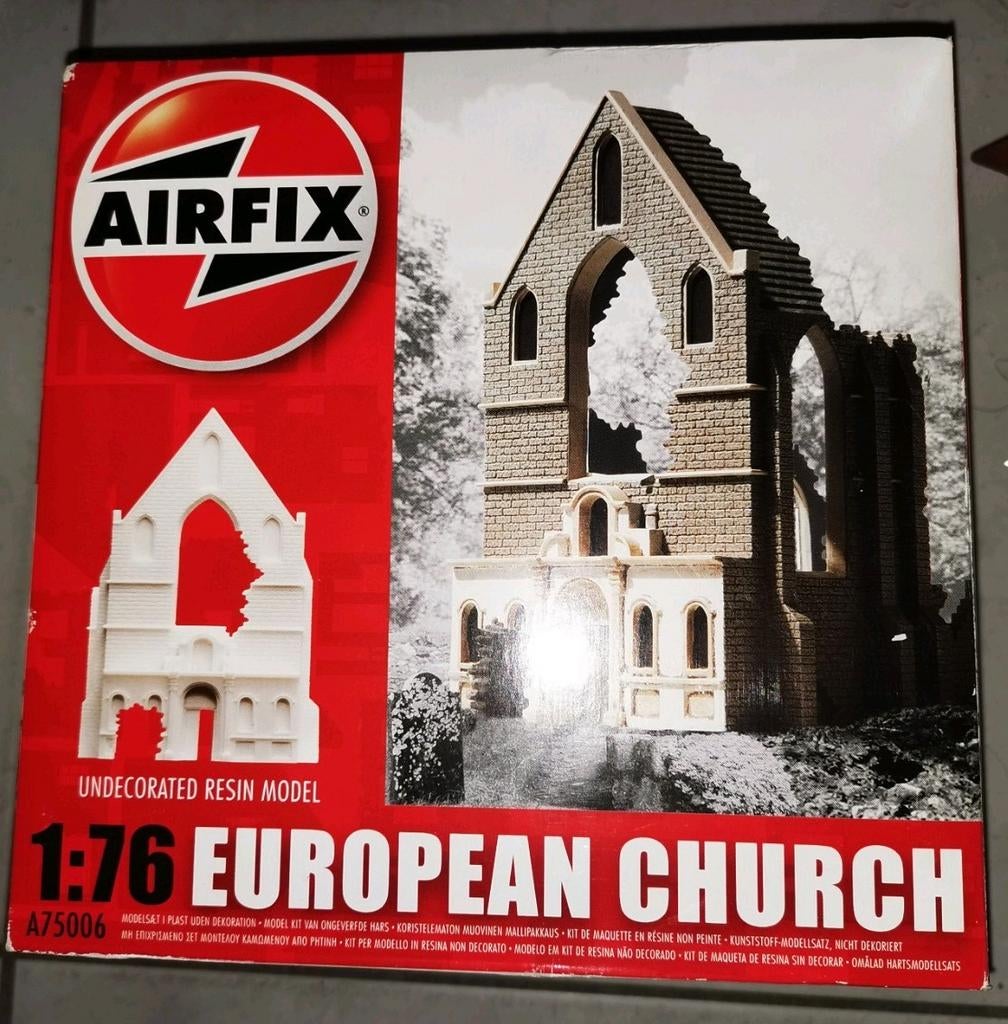 Église européenne endommagée par la bataille en résine Airfi, Enlèvement ou Envoi, Neuf, Plus grand que 1:35, Diorama