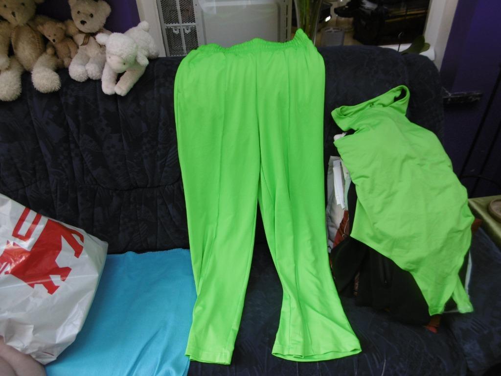 kledij dames, sportkledij "H&M" groen 2st M en L, Kleding | Dames, Sportkleding, Zo goed als nieuw, Overige typen, Maat 38/40 (M)