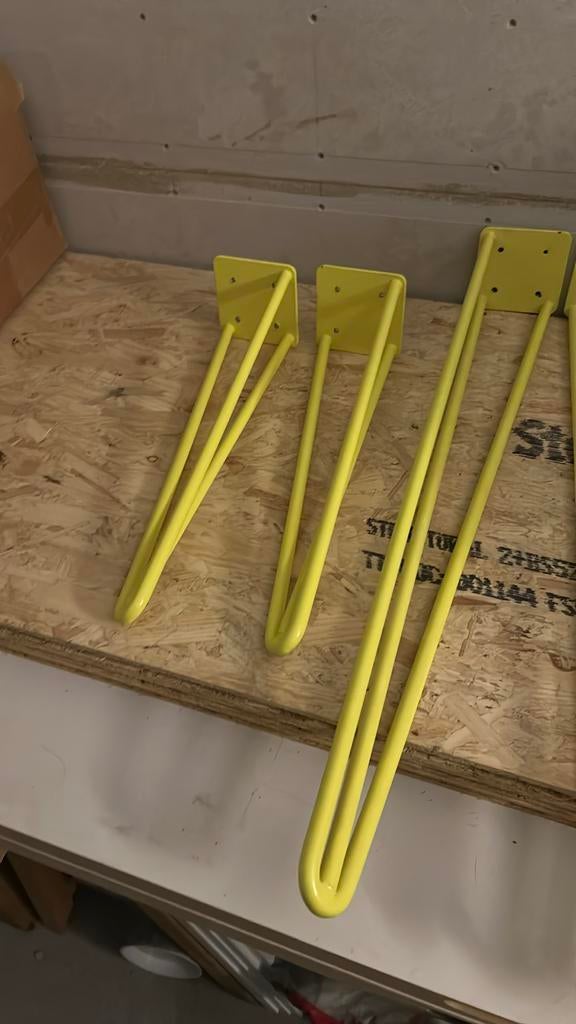 Stalen hairpin poten gepoederlakt, Ophalen, Zo goed als nieuw