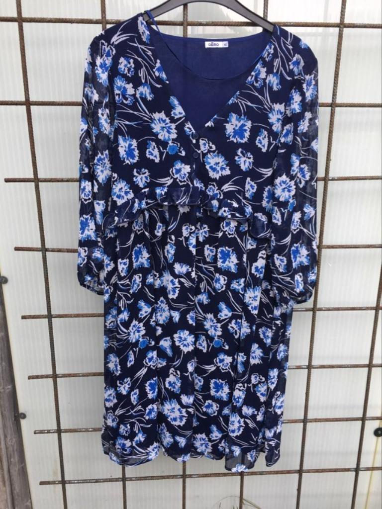 robe taille 42, Taille 42/44 (L), Enlèvement ou Envoi, Gemo, Porté