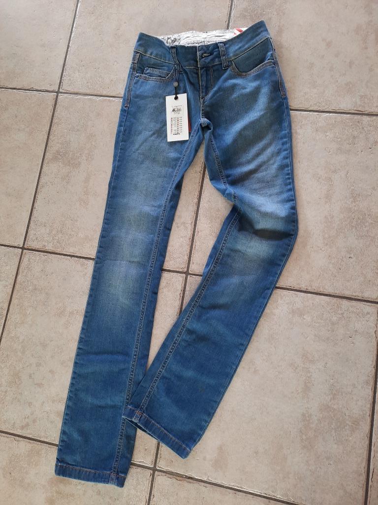 Nieuwe broek van Only jeans Maat 27/34, Only, Blauw, Nieuw, Ophalen of Verzenden