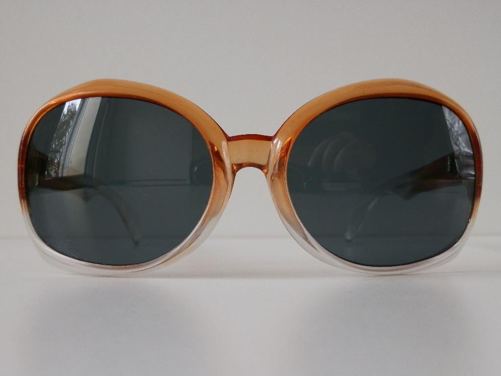 Vintage zonnebril. Jaren 70., Handtassen en Accessoires, Overige merken, Zonnebril, Overige kleuren, Ophalen of Verzenden