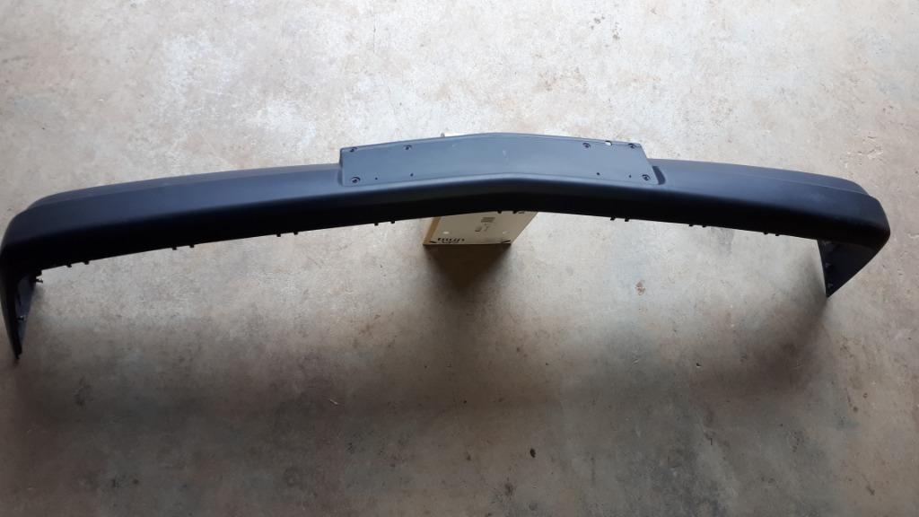 201 885 14 21 Voorbumperlijst MERCEDES W201 1990, Auto-onderdelen, Ophalen, Gebruikt, Voor, Mercedes-Benz