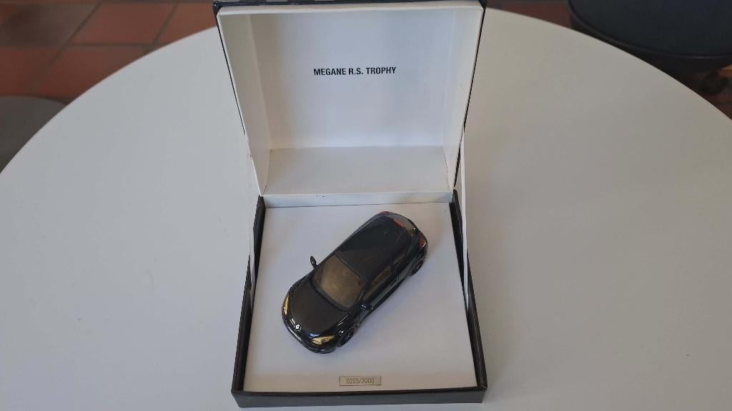 Renault Megane RS Trophy 1:43, Ophalen, Zo goed als nieuw, Auto's