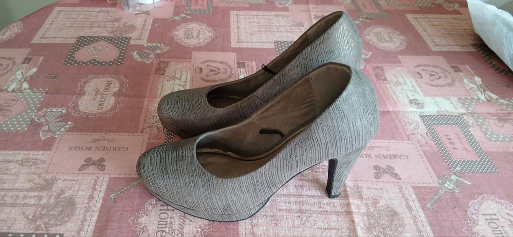 Pumps nieuw 37, Ophalen of Verzenden, Nieuw, Pumps