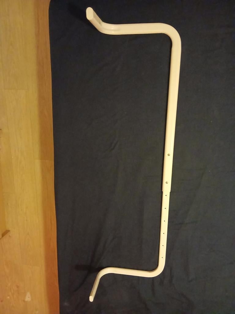 Metalen wandkleding stang, Ophalen