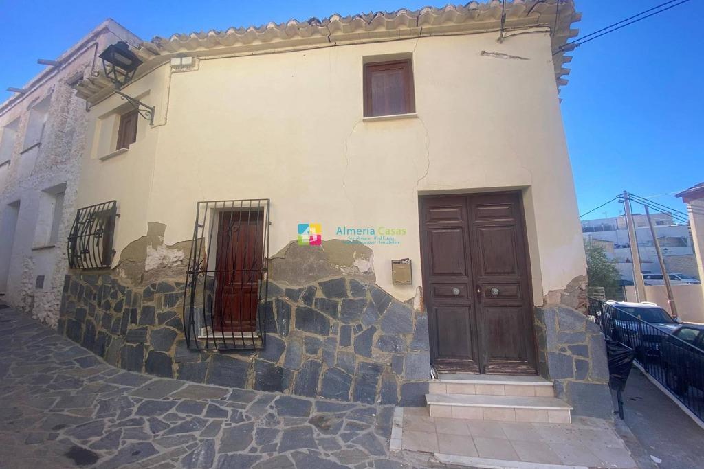 Espagne.Andalousie. Maison de village 4 Chambres et 4 Sdb, Immo, Village, Maison d'habitation, 232 m², 4 pièces