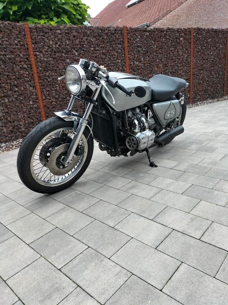 Unieke caferacer !!!, Motoren