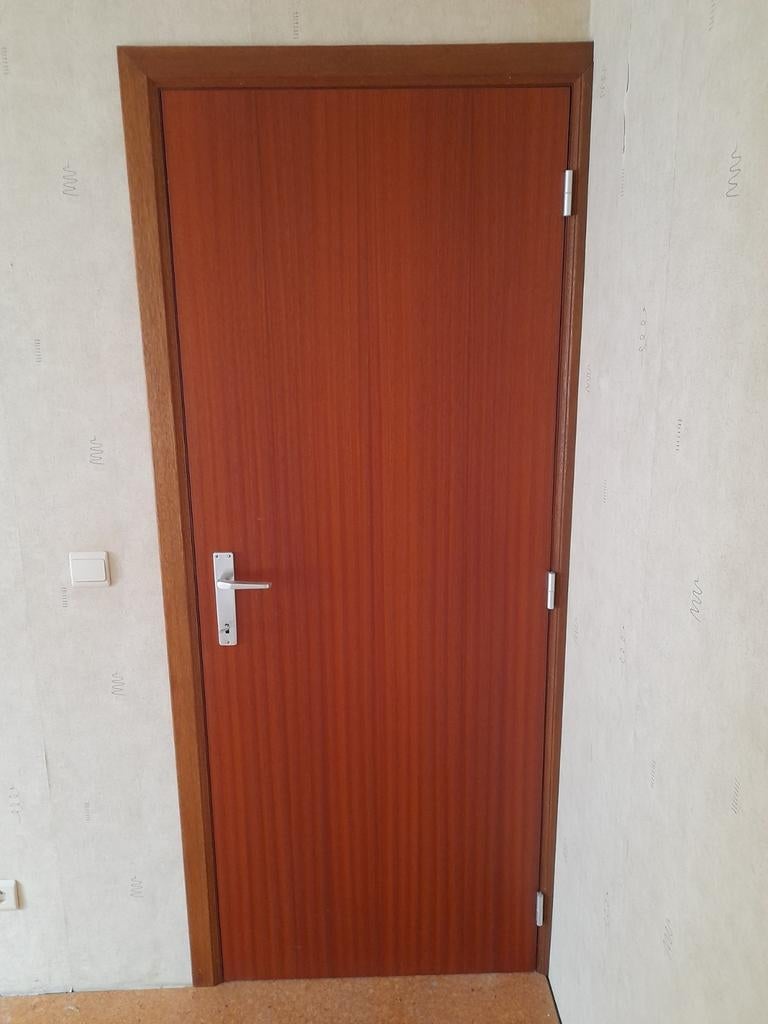 4 portes intérieures (3 pleines, 1 vitrée), Bricolage & Construction, Porte intérieure, Enlèvement, Bois, 200 à 215 cm
