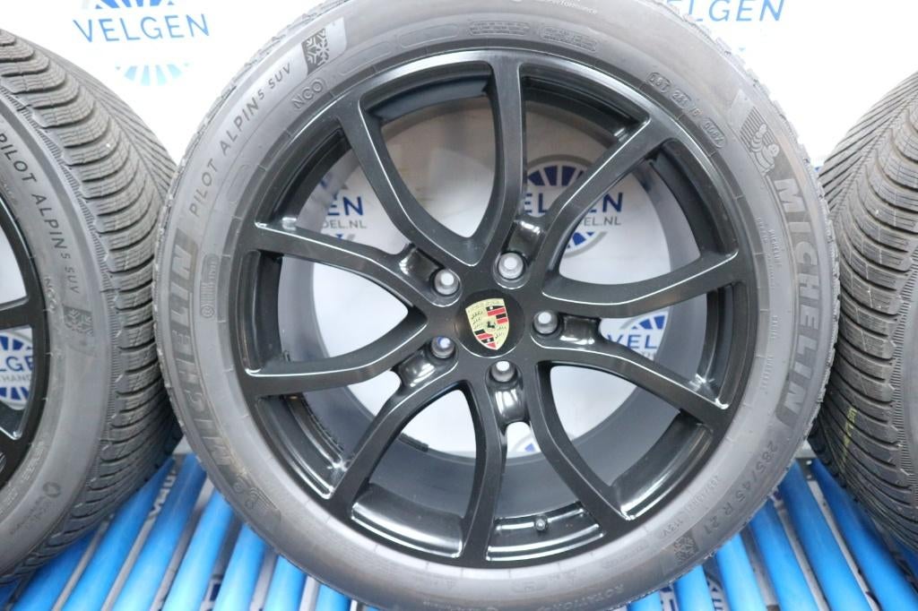 Porsche Cayenne coupe winterbanden origineel 21 inch 5x130, Gebruikt, 285 mm, Banden en Velgen, Personenwagen
