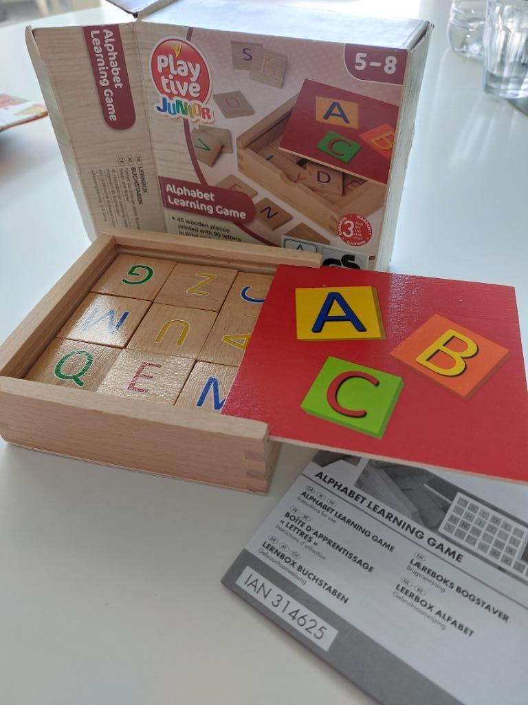 NIEUW Alfabet spel - hout - slechts 2 euro, Ophalen of Verzenden, Nieuw, Rekenen