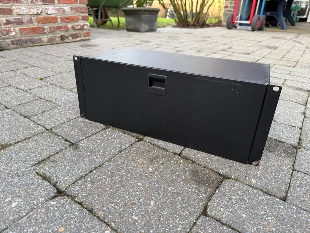 Opbergvak - 4u, Ophalen, Zo goed als nieuw