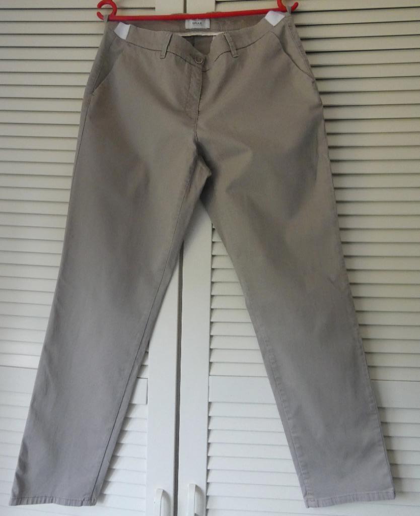 Brax lichtgrijs-beige broek, Brax, Beige, Maat 42/44 (L), Ophalen of Verzenden