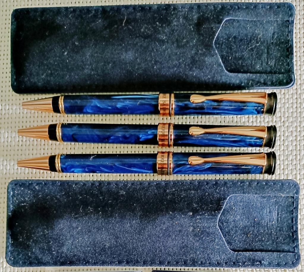 Stylo-bille PIERRE BALMAIN vintage, bleu marbré, NEUF, Divers, Ecriture, Neuf, Enlèvement ou Envoi