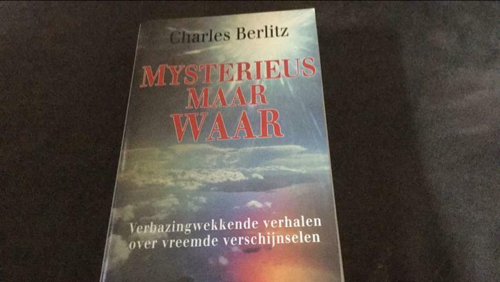Mysterieus waar (+), Boeken, Ophalen, Zo goed als nieuw