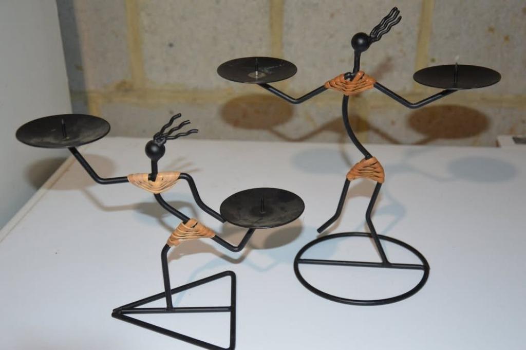 AV 2 BOUGEOIRS AFRICAINS EN METAL NOIR VINTAGE, Enlèvement ou Envoi, Noir