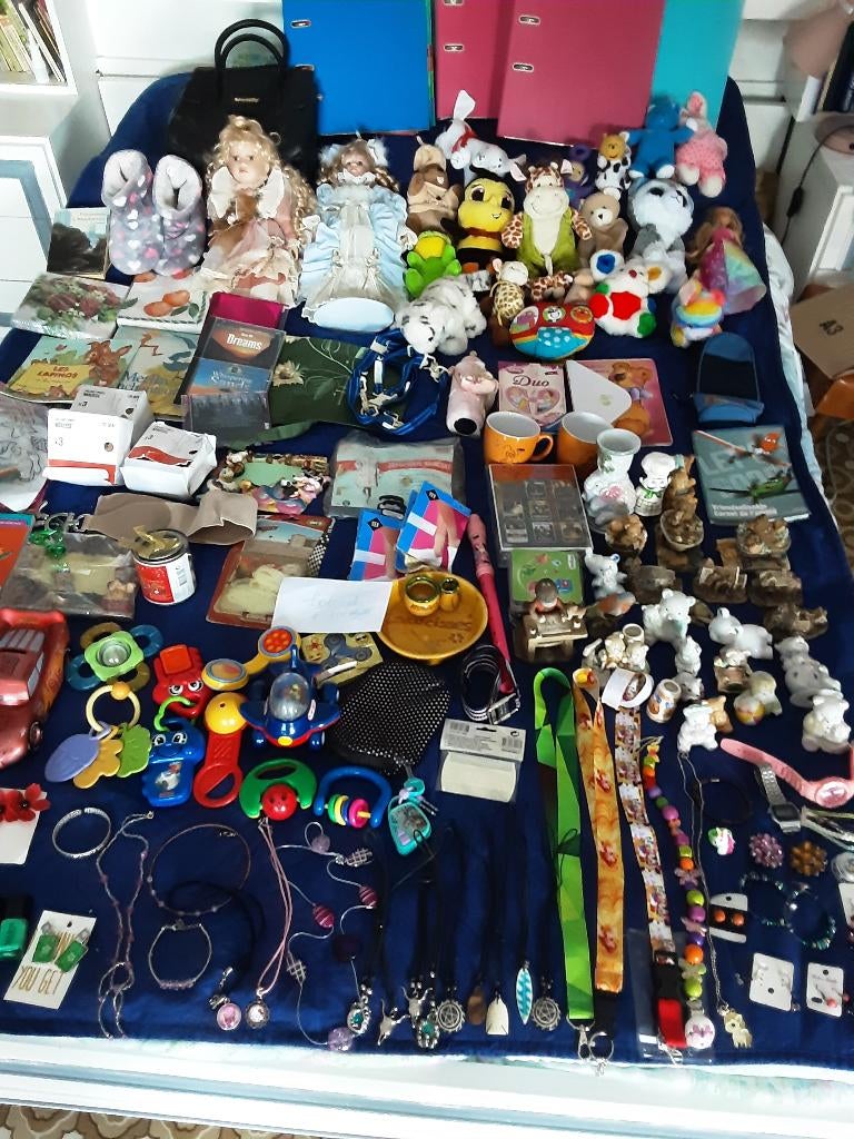 Lot de plus 150 objets  pour revendeurs ou brocante, Diversen, Rommelmarktspullen, Ophalen, Zo goed als nieuw