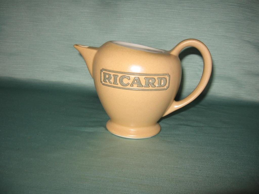 Stenen kan 1/2 liter rond bruin "RICARD" in rechthoek rechth, Verzamelen, Ophalen of Verzenden, Zo goed als nieuw, Gebruiksvoorwerp