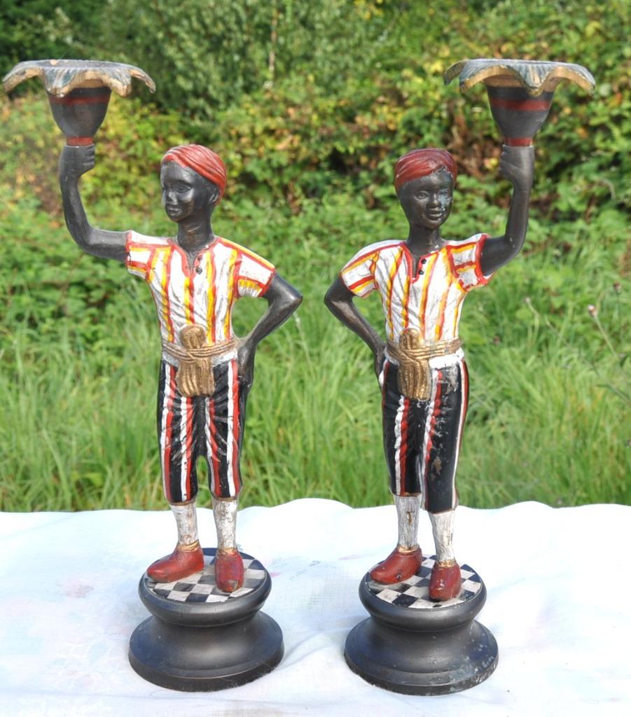 (D)  paire de bougeoirs en bronze blackkamoor, Ophalen of Verzenden, Koper of Brons