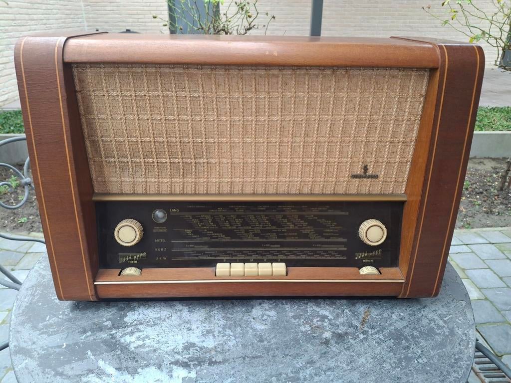 Oude radio, Ophalen