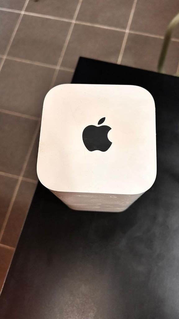 apple airport extreme, Computers en Software, Ophalen of Verzenden, Gebruikt, Router, Apple