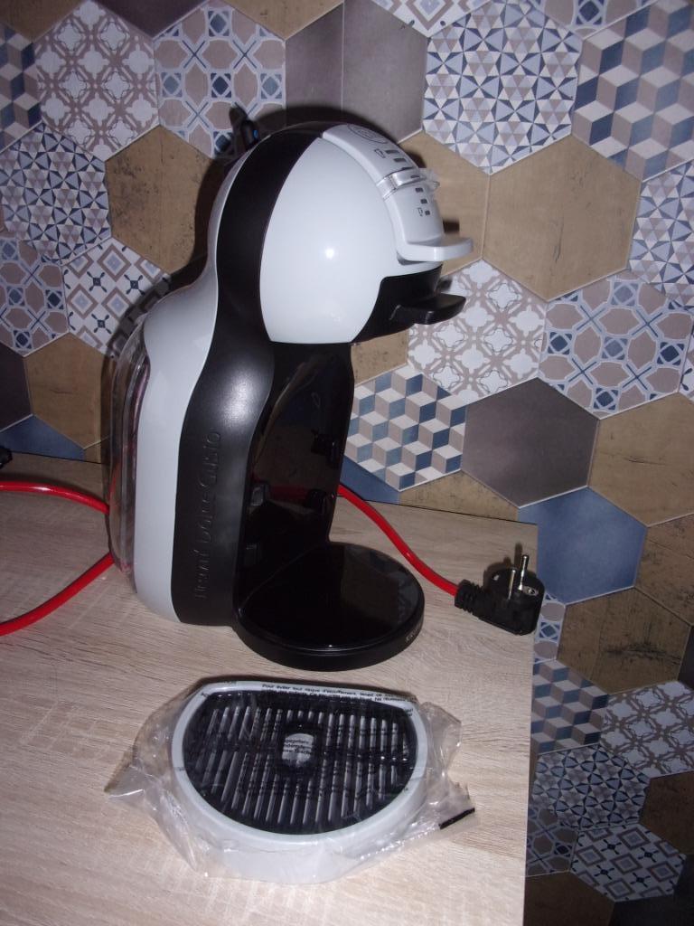 dolce gusto mini me automatique NEUF, Electroménager, Neuf, Machine à espresso, Réservoir d'eau amovible, Enlèvement ou Envoi