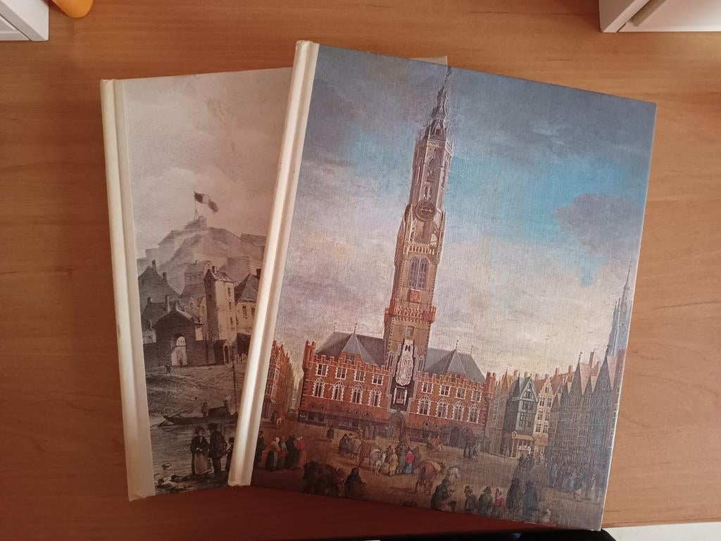 Deel 1 en 7 van Steden van België: Brugge en Namen, Ophalen of Verzenden, Zo goed als nieuw, Andre Van Den Abeele