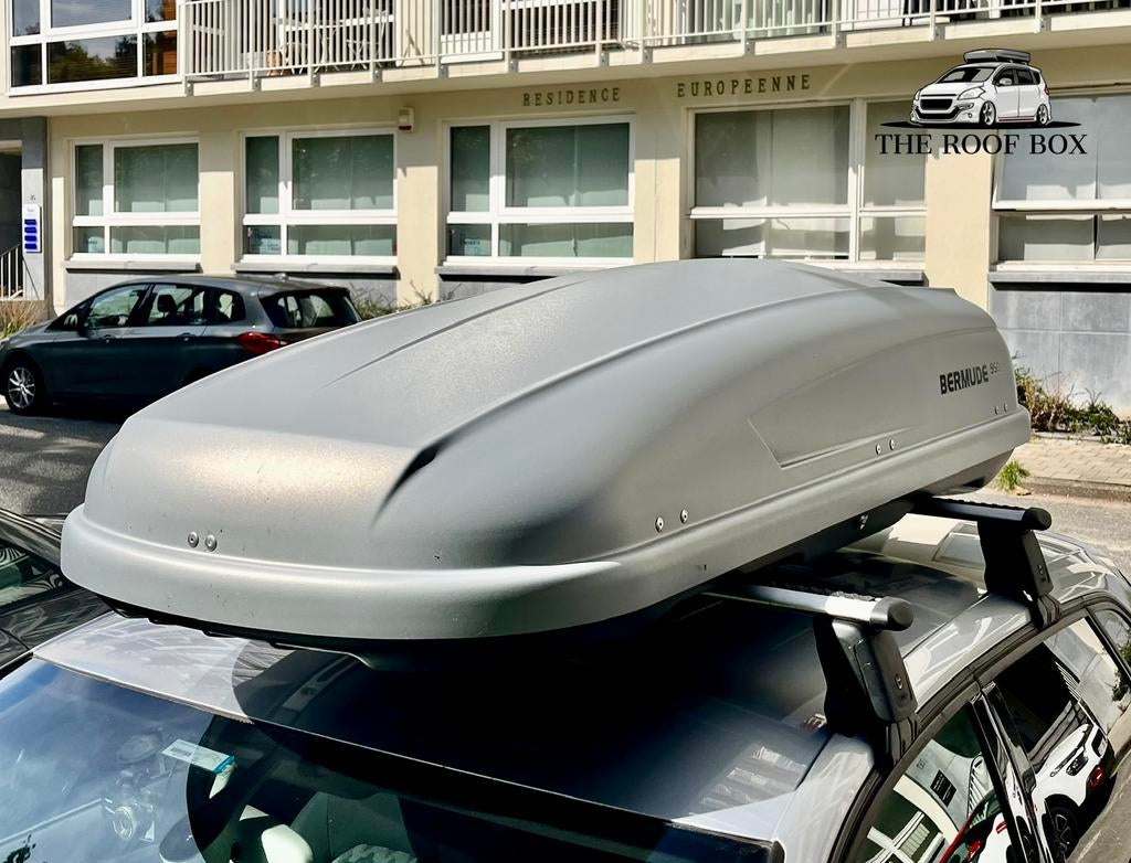 LOCATION de coffres et barres de toit / attelages. A LOUER, Autos : Divers, Coffres de toit, Enlèvement, Comme neuf