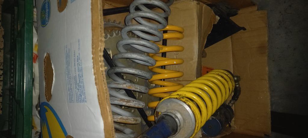 Motor onderdelen, Enlèvement, Utilisé