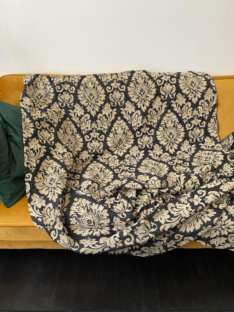 gordijnen barok stijl zwart met 'beige' dessin, Huis en Inrichting, Stoffering | Gordijnen en Lamellen, Ophalen, Beige