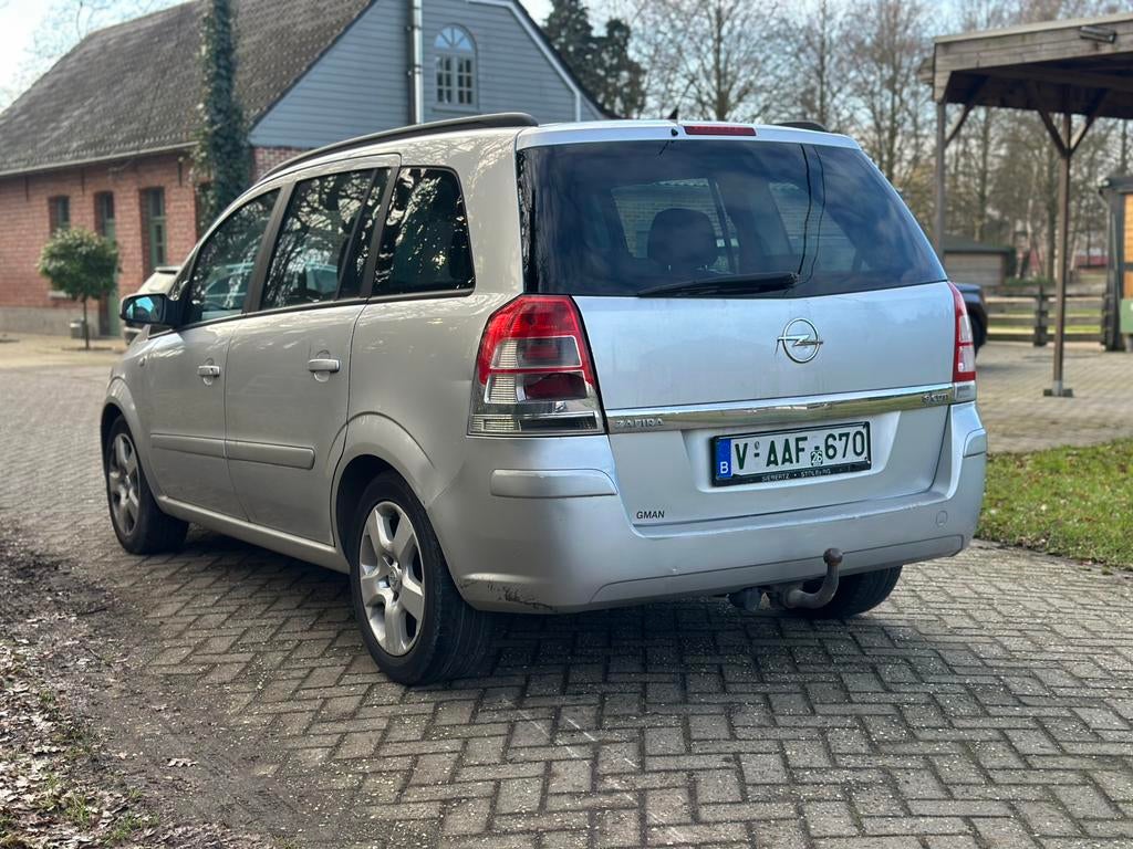 Opel Zafira 1.9 cdti 2006 235000 km Export 900€, Autos, Achat, Entreprise, 7 places, Boîte manuelle