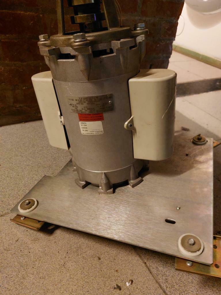Elektromotor siemens 0.56kw monofasig met encoder, Enlèvement ou Envoi, Comme neuf, Moteur électrique