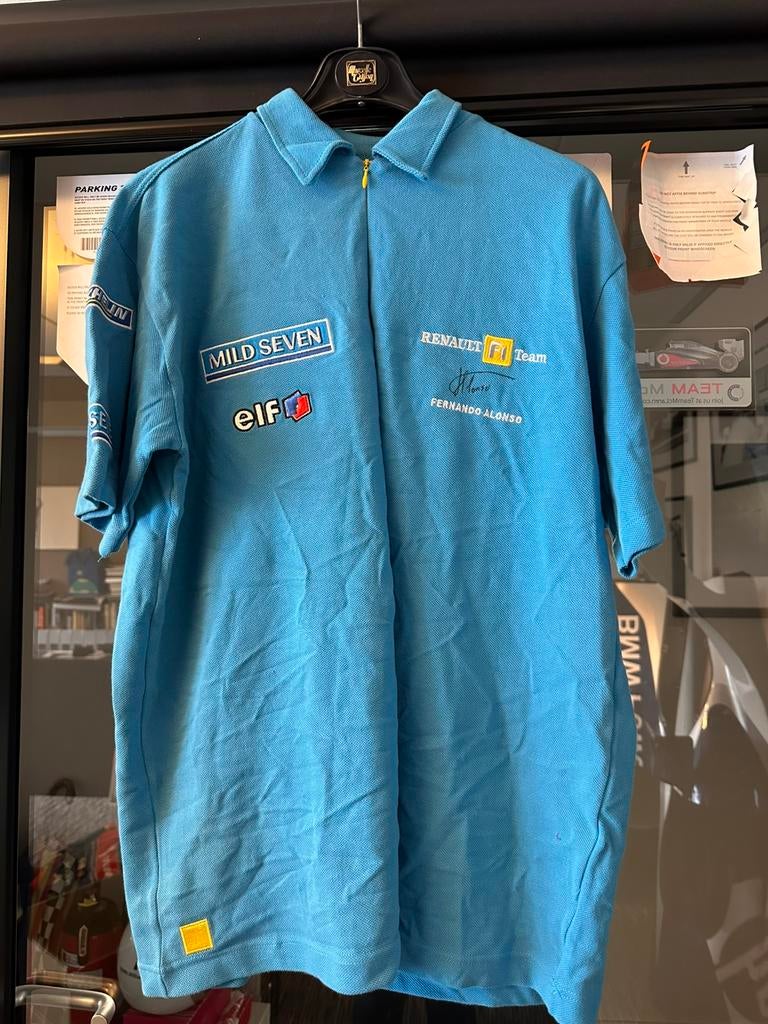 Polo officiel Renault F1 Team – signé par Fernando Alonso, Collections, Enlèvement ou Envoi, Comme neuf