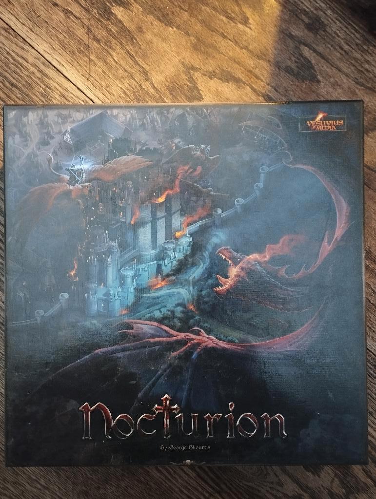 Nocturion, Ophalen of Verzenden, Zo goed als nieuw, Vesuvius Media