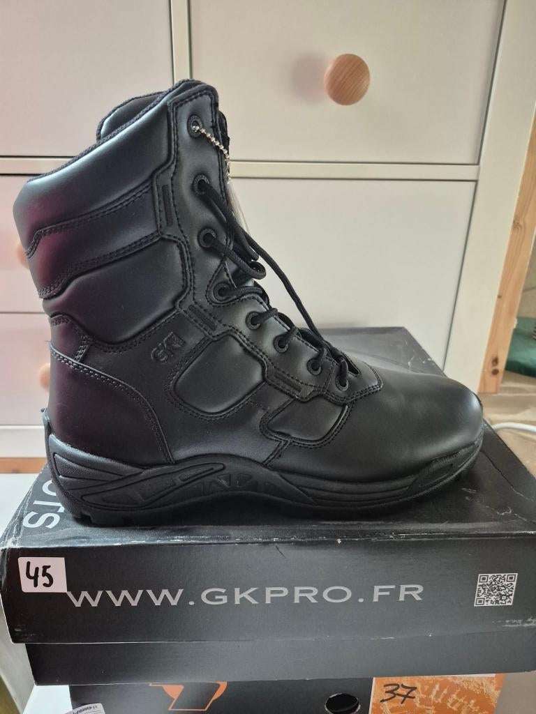 Bottines GK-Pro en cuir Neuves P44, Zwart, Boots, Nieuw, Ophalen of Verzenden