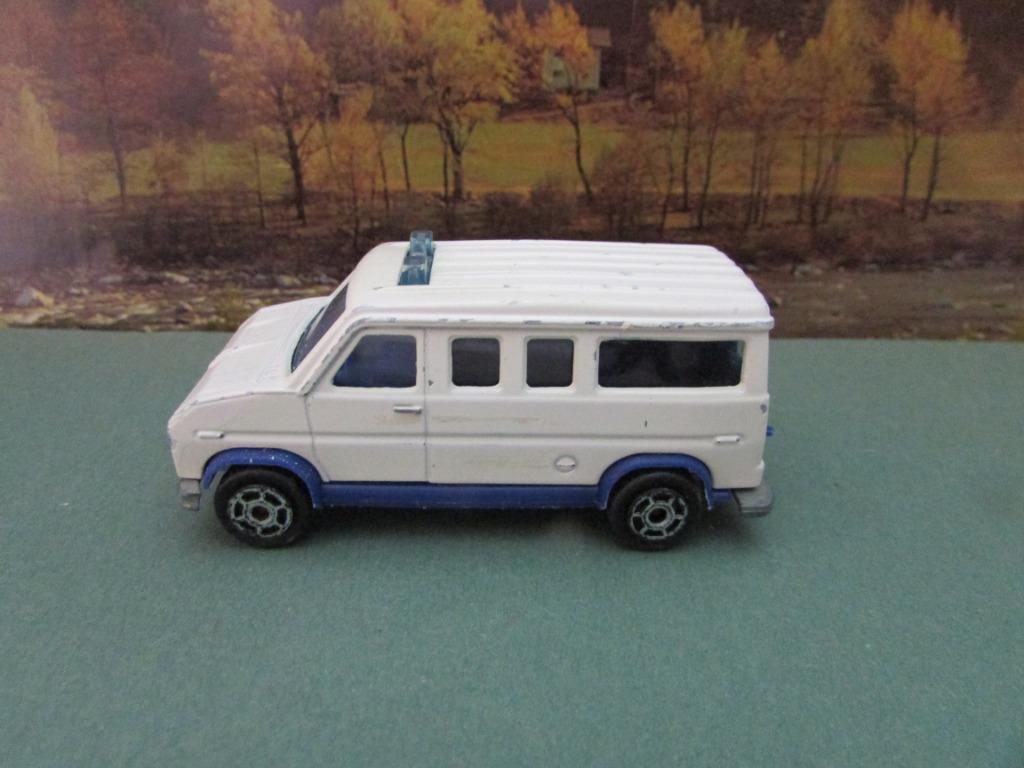 Majorette, Fourgon, voiture miniature, Hobby & Loisirs créatifs, Voitures miniatures | 1:50, Enlèvement ou Envoi, Utilisé, Bus ou Camion