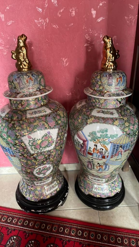 Koppel Chinese vazen met deksel en sokkel, Huis en Inrichting, Ophalen