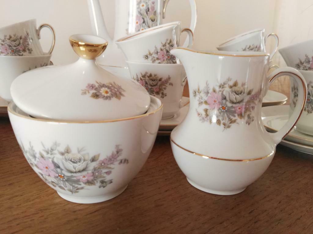 vaisselle, Maison & Meubles, Service complet, Comme neuf, Enlèvement, Autres styles