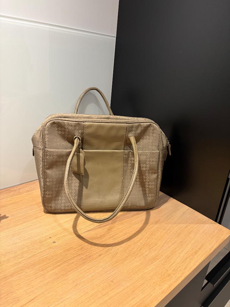 Delvaux laptoptas, Ophalen of Verzenden, Zo goed als nieuw, Beige, Handtas